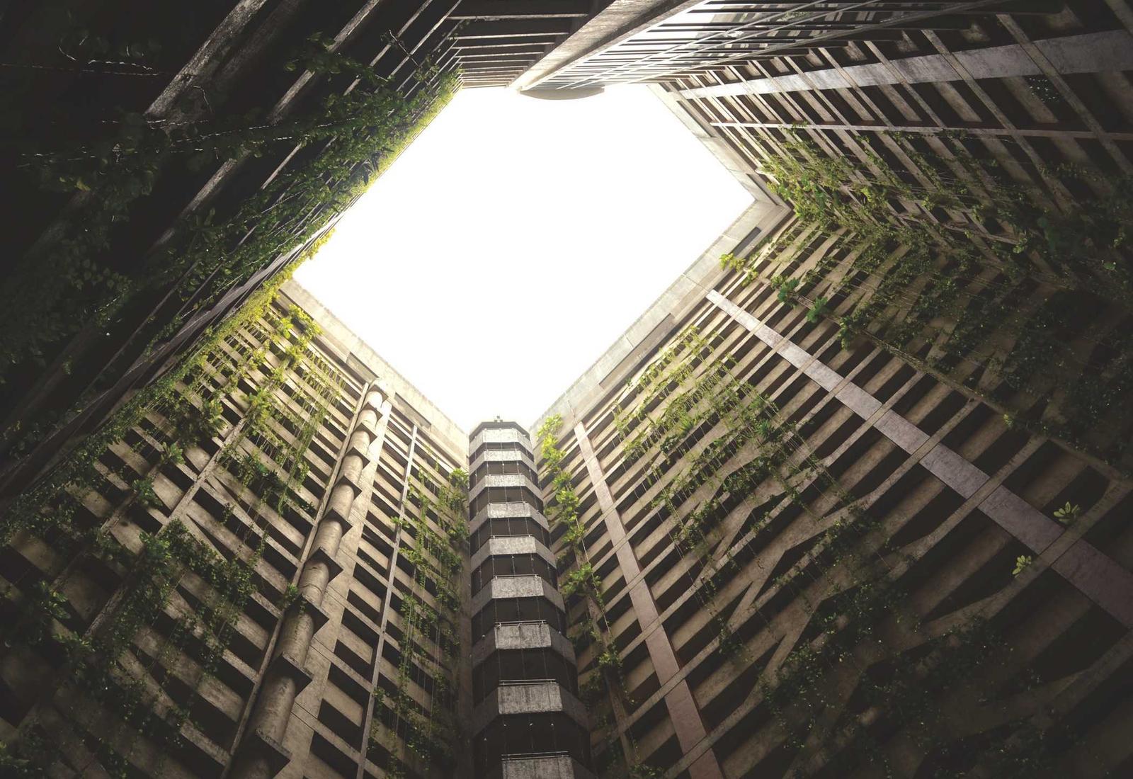 A receding run of columns